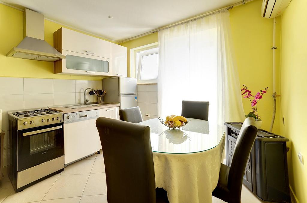 Apartments Tereza 1352 Pula Exterior photo
